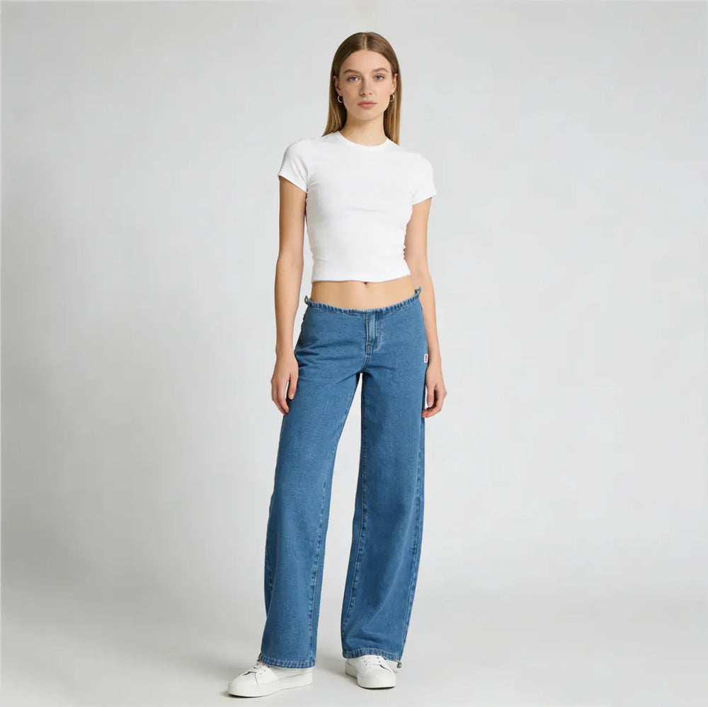 EasyWaist™ Low-Rise Wide-Leg Jeans